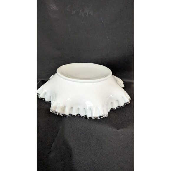 Fenton Silver Crest Shallow Milk Glass Bowl with Crimped Edges, 1950s cottage 11 - Picture 5 of 7